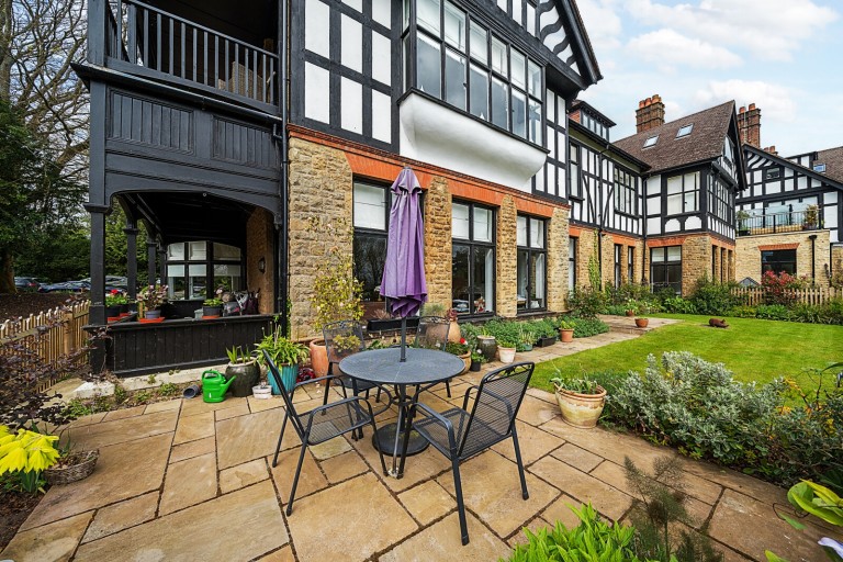 Images for Hampton Manor, Huxley Close, Godalming, GU7