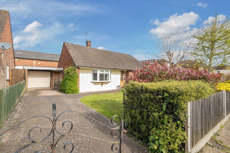 Click the photo for more details of Furze Lane, Farncombe, Godalming, GU7