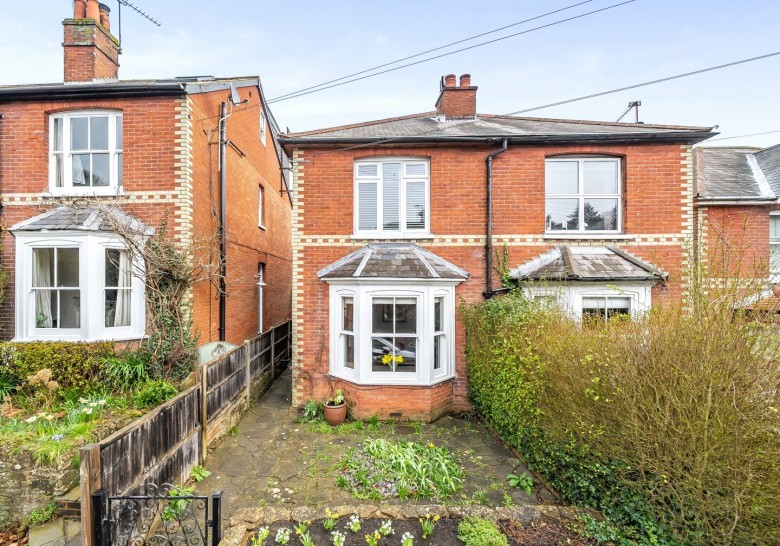 Click the photo for more details of Farncombe Hill, Godalming, GU7