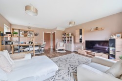 Images for Alderbank Drive, Godalming, GU7
