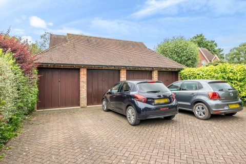 Click the photo for more details of Staceys Meadow, Elstead, GU8