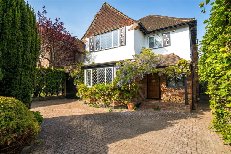 Click the photo for more details of Hillcrest Gardens, Hinchley Wood, Esher, KT10
