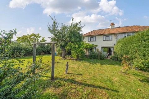 Click the photo for more details of Mundays Boro Road, Puttenham, Guildford, GU3