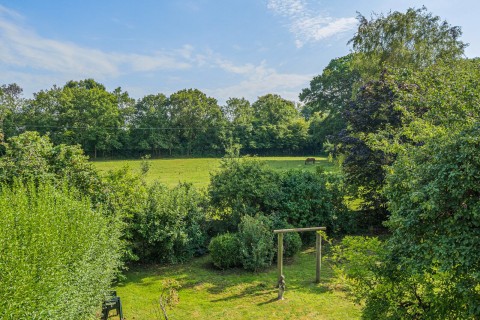 Click the photo for more details of Mundays Boro Road, Puttenham, Guildford, GU3