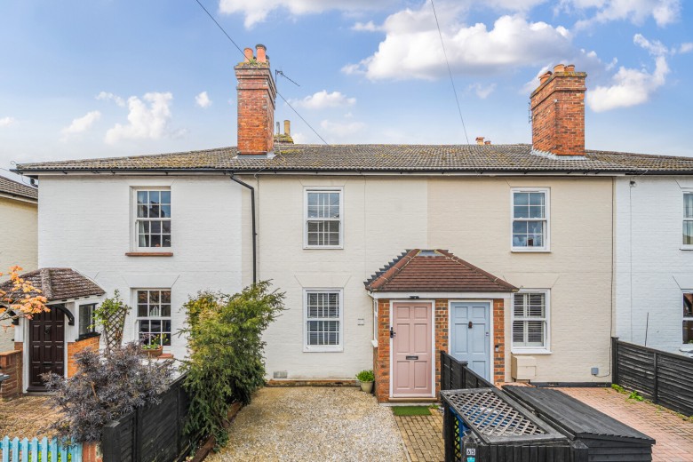 Click the photo for more details of Fern Road, Farncombe, Godalming, GU7