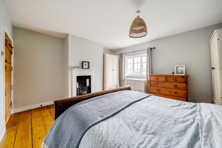 Images for Holloway Hill, Godalming, Surrey