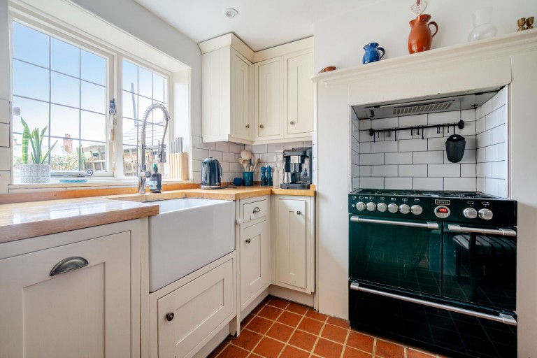 Images for Holloway Hill, Godalming, Surrey