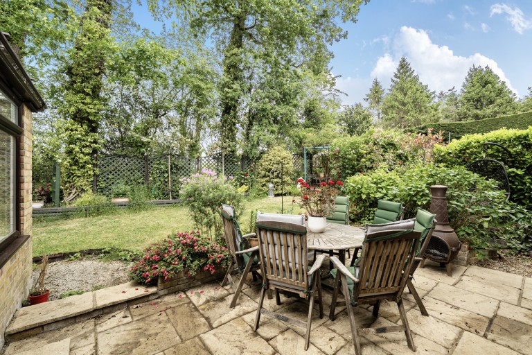 Images for Woodberry Close, Chiddingfold, Surrey