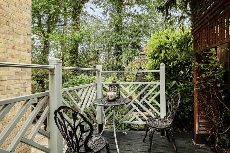 Images for Woodberry Close, Chiddingfold, Surrey