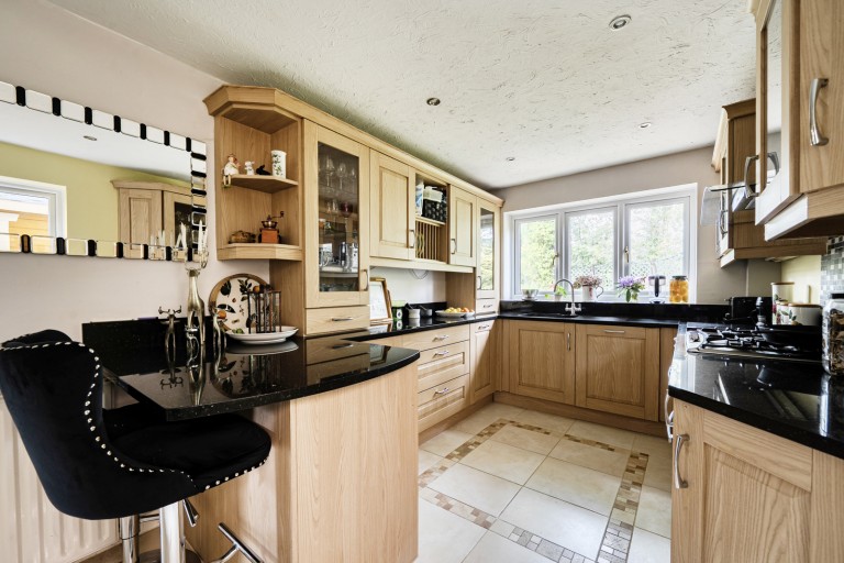 Images for Woodberry Close, Chiddingfold, Surrey