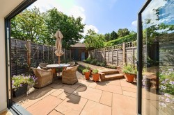 Images for The Green, Elstead, Surrey
