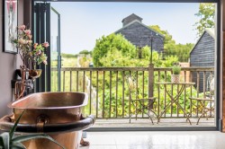 Images for Petworth Road, Chiddingfold, Surrey