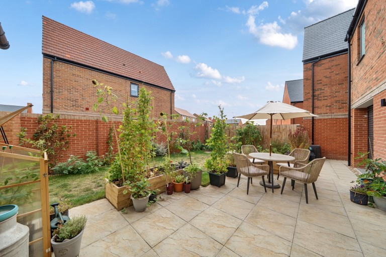 Images for Hornbeam Way, Godalming, Surrey