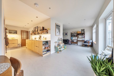 Click the photo for more details of Godalming, Surrey