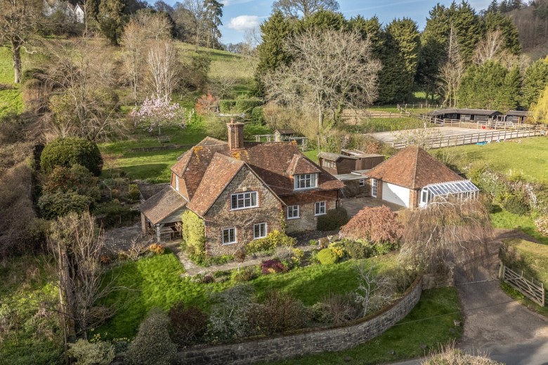 Click the photo for more details of Markwick Lane, Loxhill, Godalming, Surrey