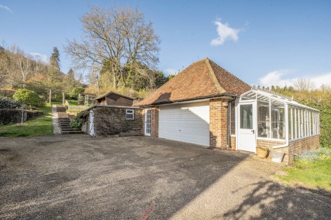 Click the photo for more details of Markwick Lane, Loxhill, Godalming, Surrey