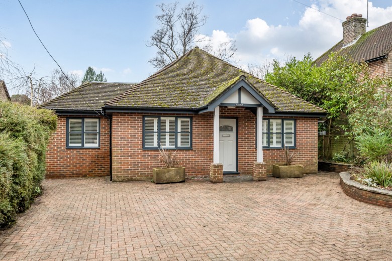 Click the photo for more details of New Road, Wormley, Godalming, Surrey