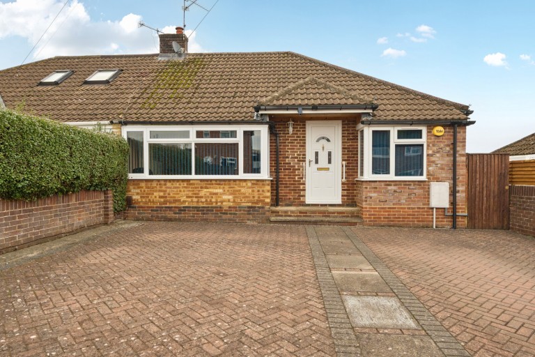 Images for Upper Weybourne Lane, Farnham, Surrey