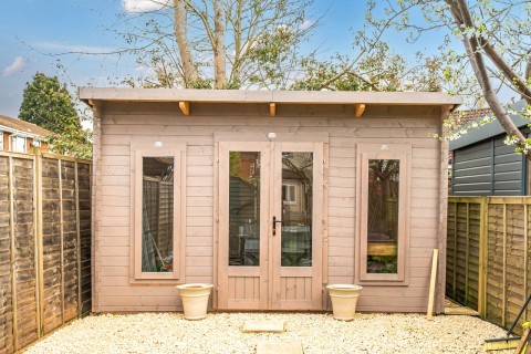 Click the photo for more details of Summers Road, Farncombe, Surrey