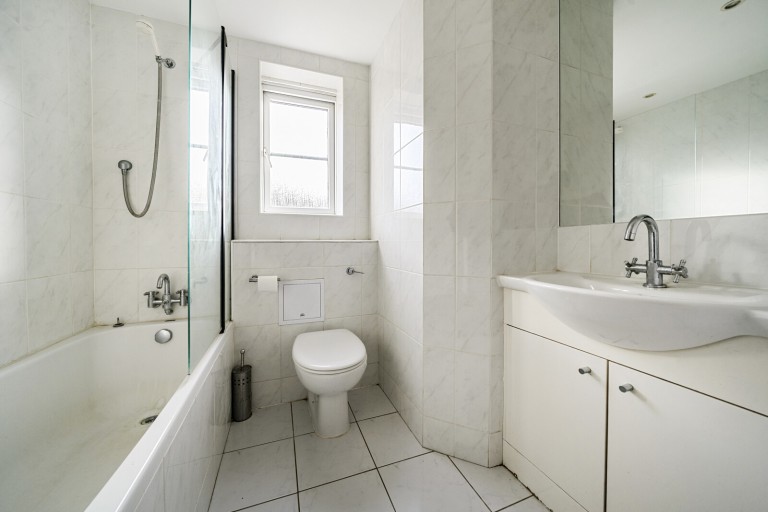 Images for Orchard Close, Elstead, Surrey