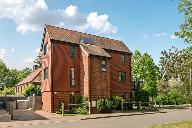 Images for Sycamore Avenue, Godalming, Surrey