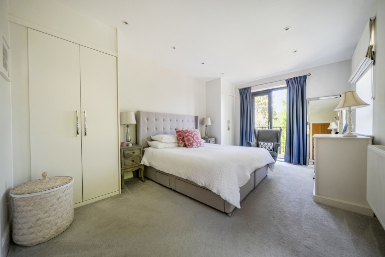 Images for Sycamore Avenue, Godalming, Surrey