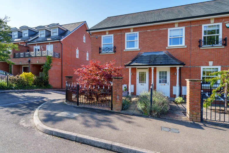 Click the photo for more details of Lancaster Avenue, Guildford, GU1