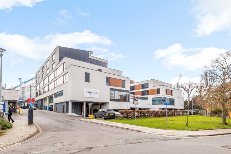 Click the photo for more details of Alexandra Terrace, 4 Alexandra Terrace, Guildford, Surrey