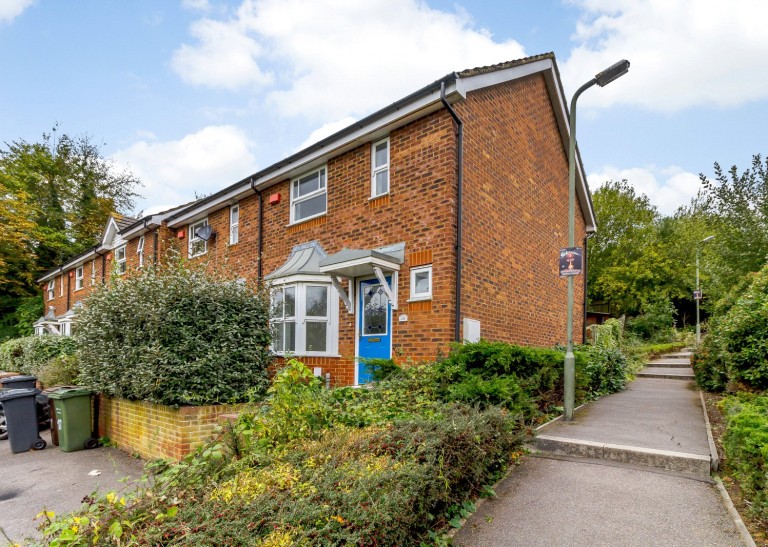 Images for Scholars Walk, Guildford, Surrey