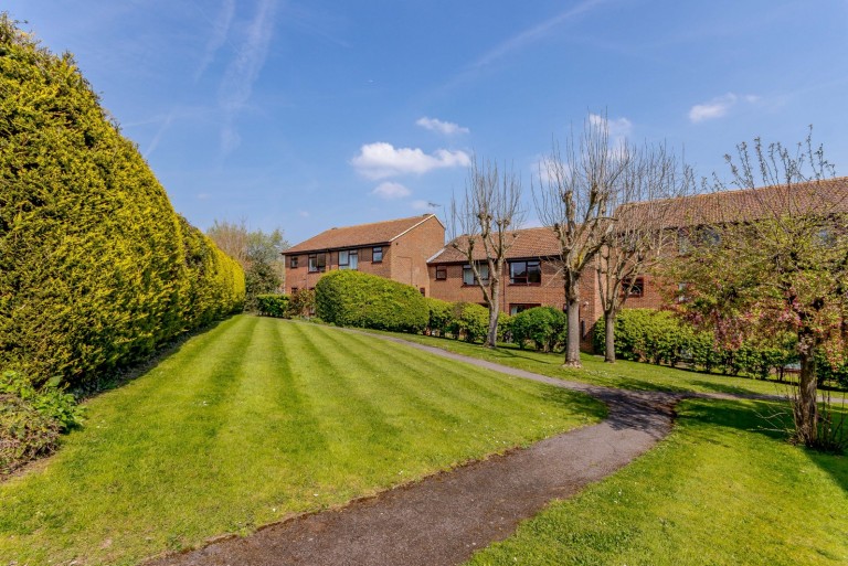 Images for Elmfield House, Kingfisher Drive, Merrow, GU4