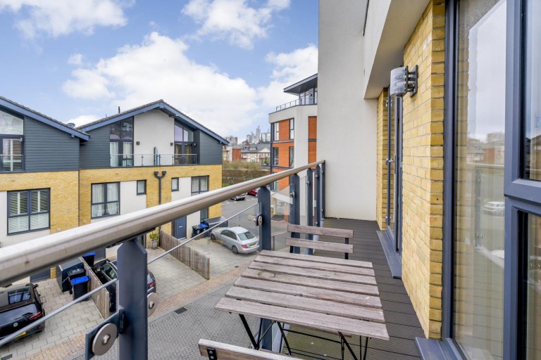 Images for Sycamore Avenue, Woking, GU22