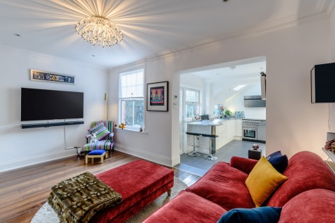 Click the photo for more details of Leas Road, Guildford, Surrey