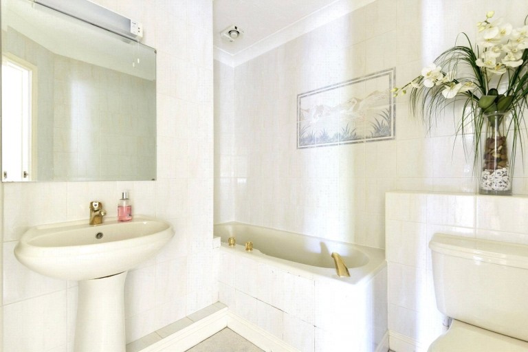 Images for Frensham Road, Farnham, Surrey