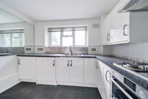 Click the photo for more details of St. Georges Road, Farnham, Surrey, GU9
