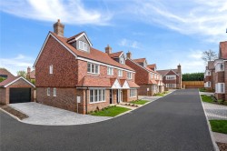 Images for Walnut Tree Gardens, West Horsley, Surrey