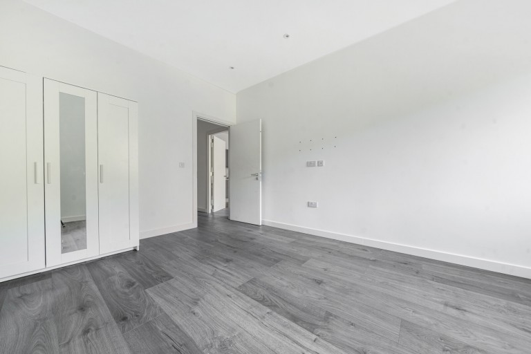 Images for Ladymead, Guildford