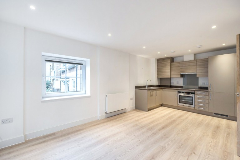 Images for Flambard Way, Godalming