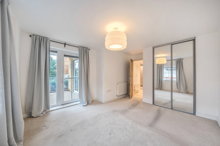 Images for Flambard Way, Godalming