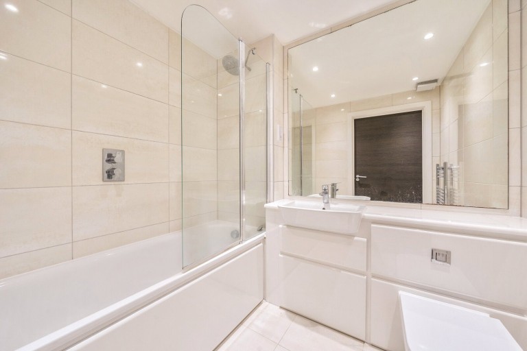 Images for Flambard Way, Godalming