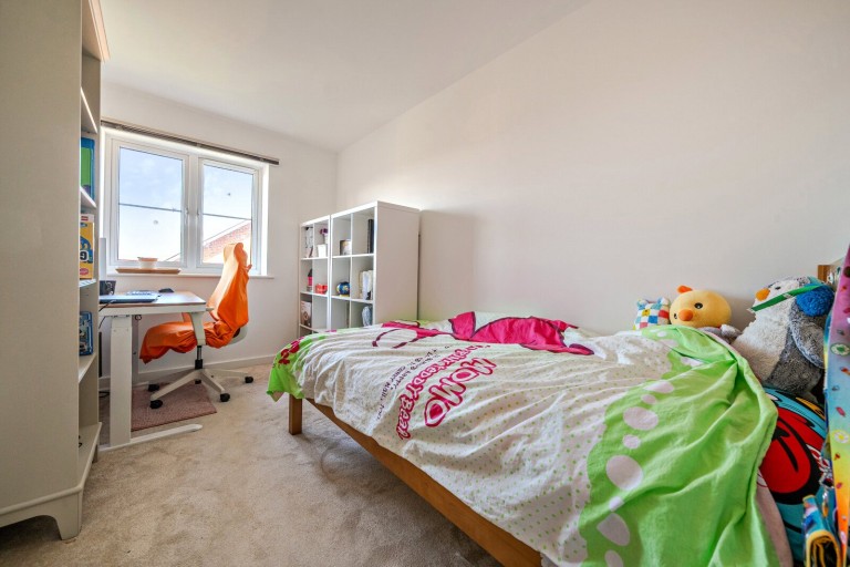 Images for Hunter Way, Cranleigh