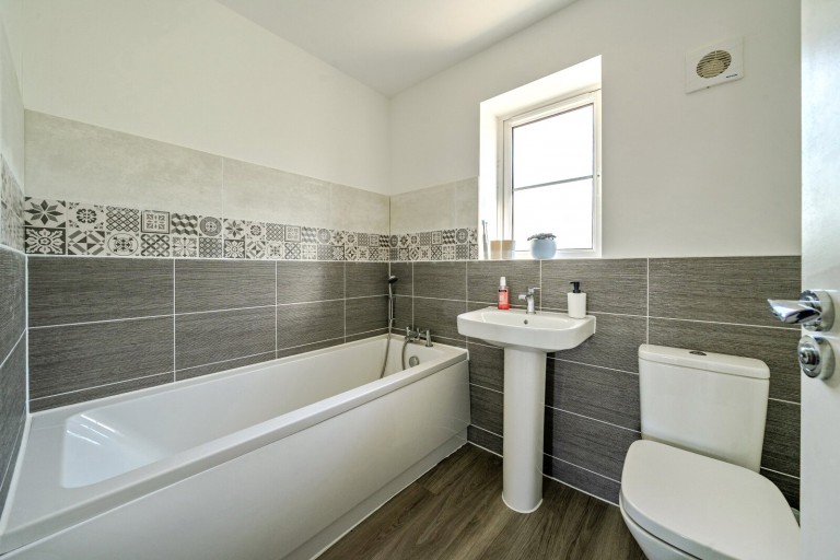 Images for Hunter Way, Cranleigh