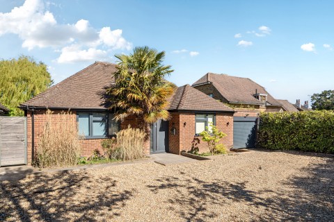 Click the photo for more details of East Lane, West Horsley, Surrey