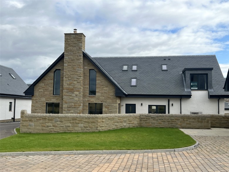 Click the photo for more details of Millichen Road, Glasgow