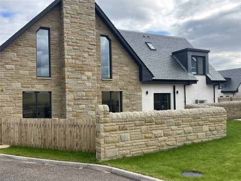 Click the photo for more details of Millichen Road, Glasgow
