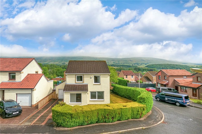 Click the photo for more details of Milton of Campsie