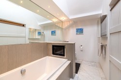 Images for Bardowie