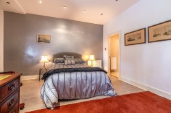 Images for Bardowie