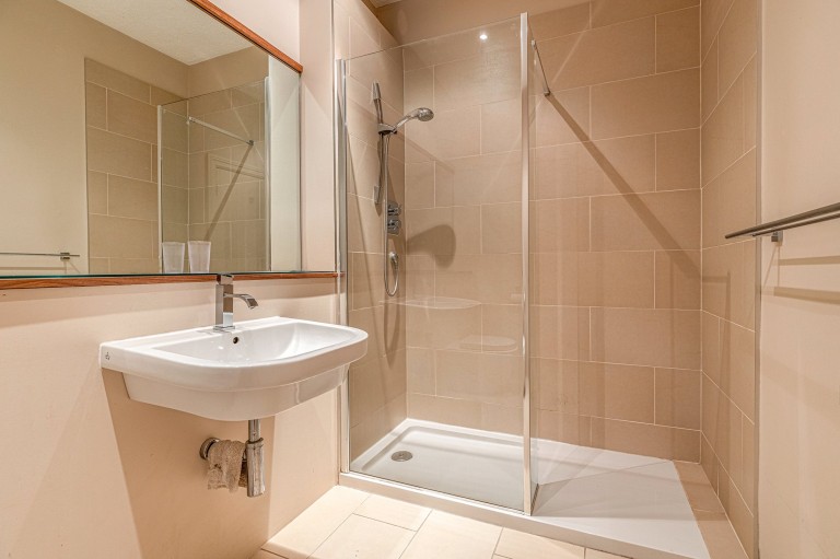 Images for Bardowie