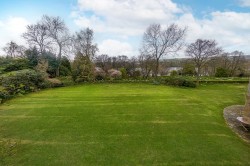Images for Bardowie