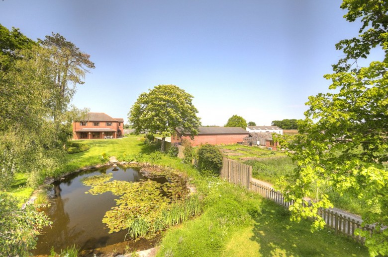 Click the photo for more details of Mayland, Essex